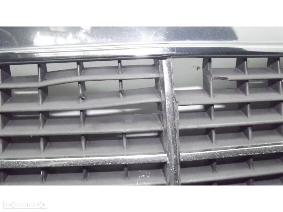 mercedes classe  C grelha original - 3