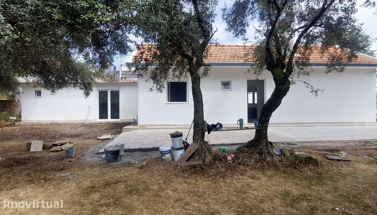 Venda de moradia V3 térrea remodelada, Vila de Punhe, Viana do Castel - Grande imagem: 2/18