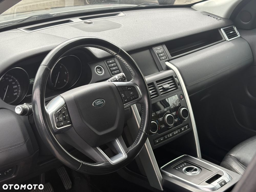 Land Rover Discovery Sport TD4 HSE Luxury - 8