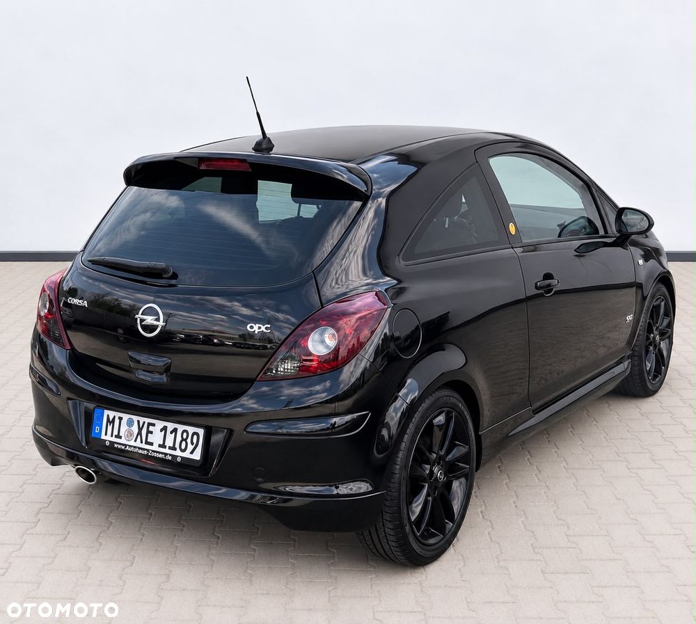 Opel Corsa 1.4 16V Sport - 3