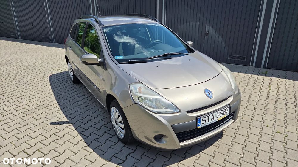 Renault Clio 1.2 16V Authentique - 10