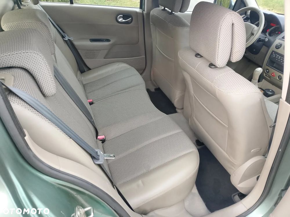 Renault Megane - 8