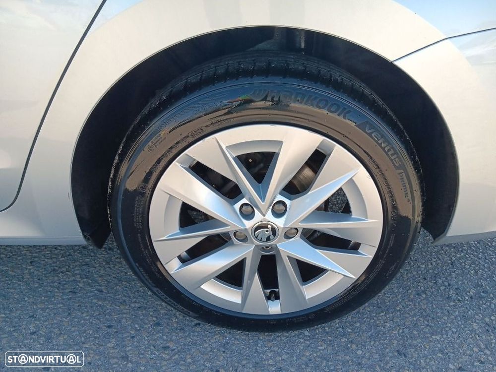 Skoda Octavia Break 2.0 TDI Style - 31