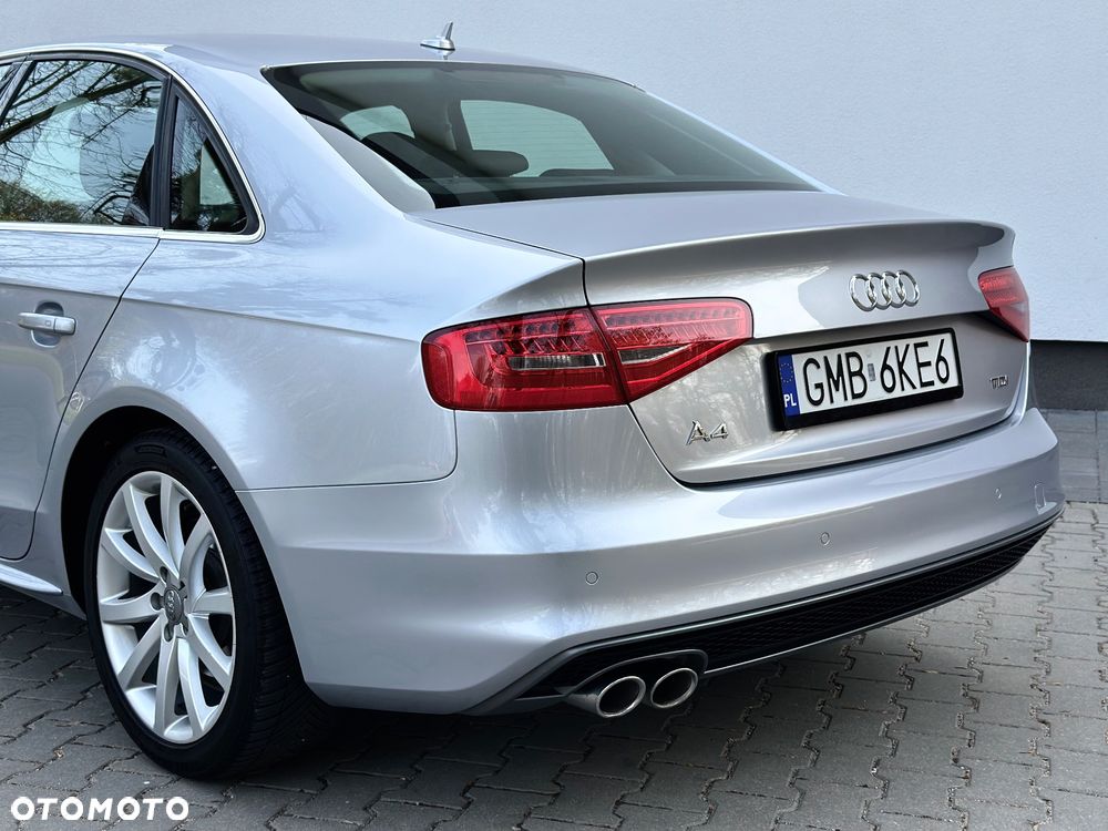 Audi A4 Limousine 2.0 TDI DPF clean diesel multitronic Ambiente - 24