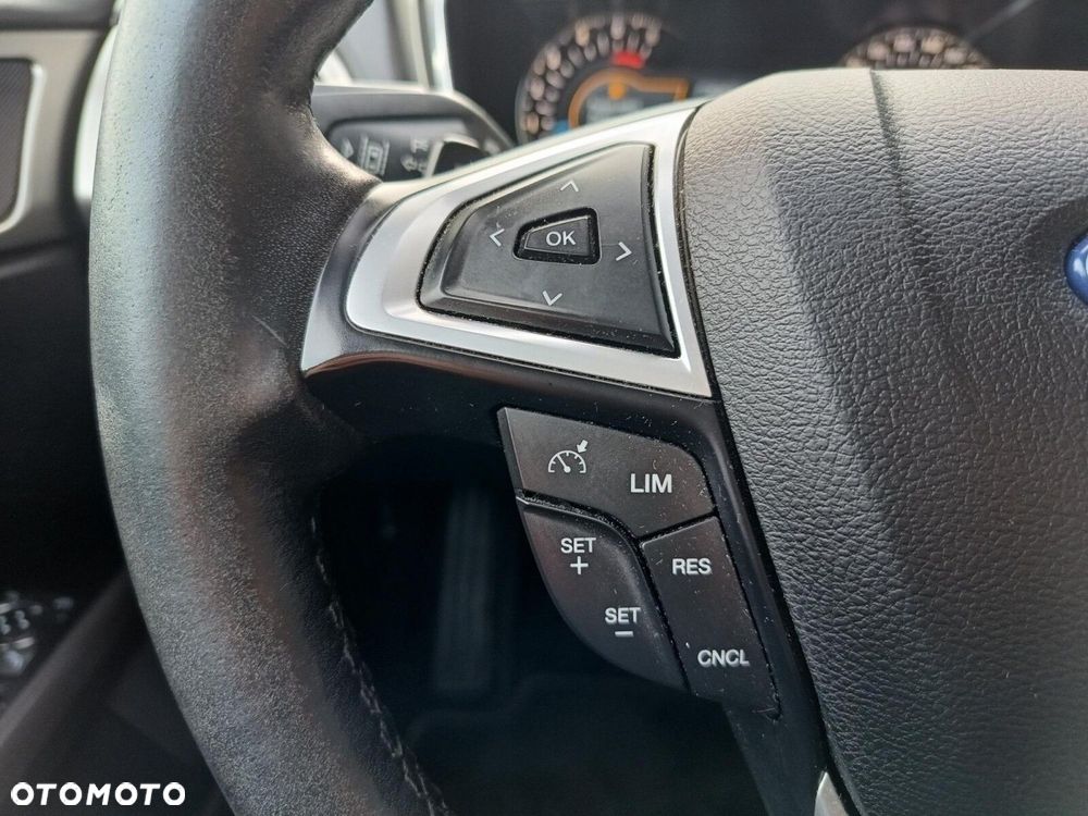 Ford Mondeo Vignale 2.0 TDCi PowerShift - 19