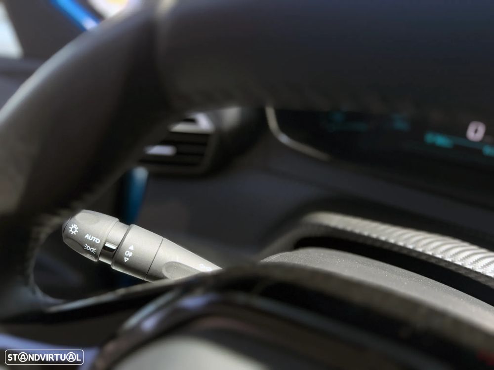 Peugeot e-2008 50 kWh Style - 9