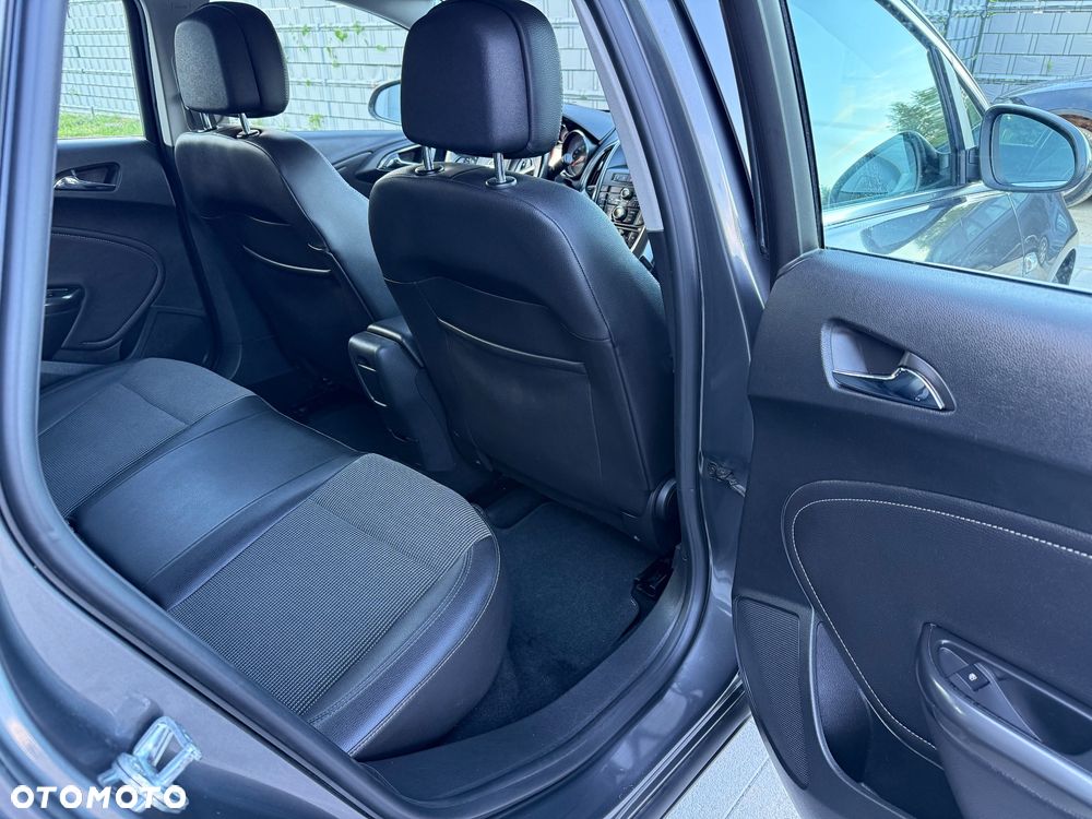 Opel Astra - 25