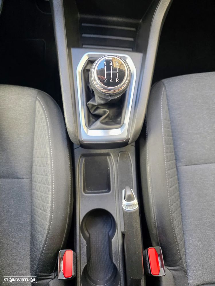 Renault Clio - 40