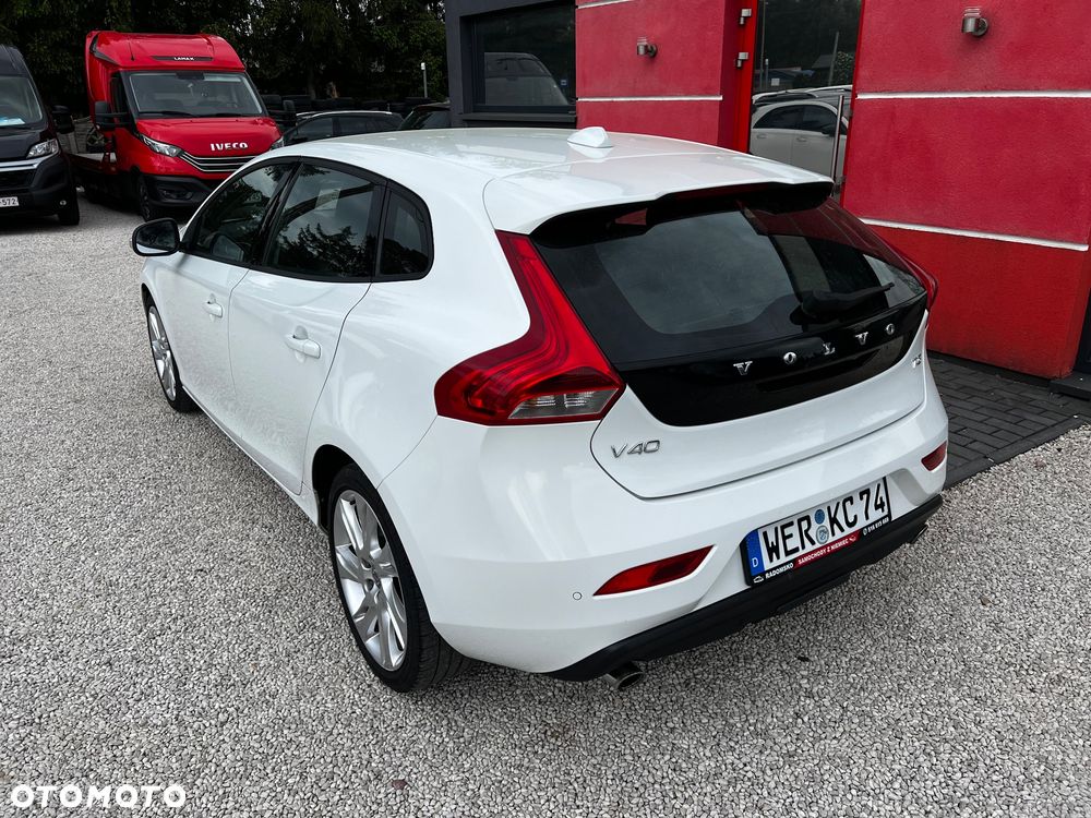 Volvo V40 T3 - 4