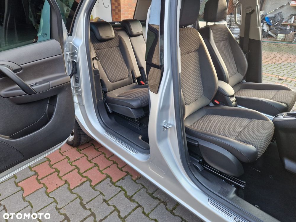 Opel Meriva 1.4 T Cosmo - 17