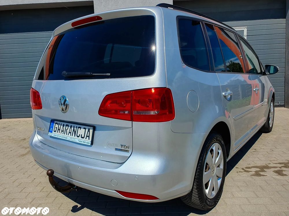 Volkswagen Touran - 19