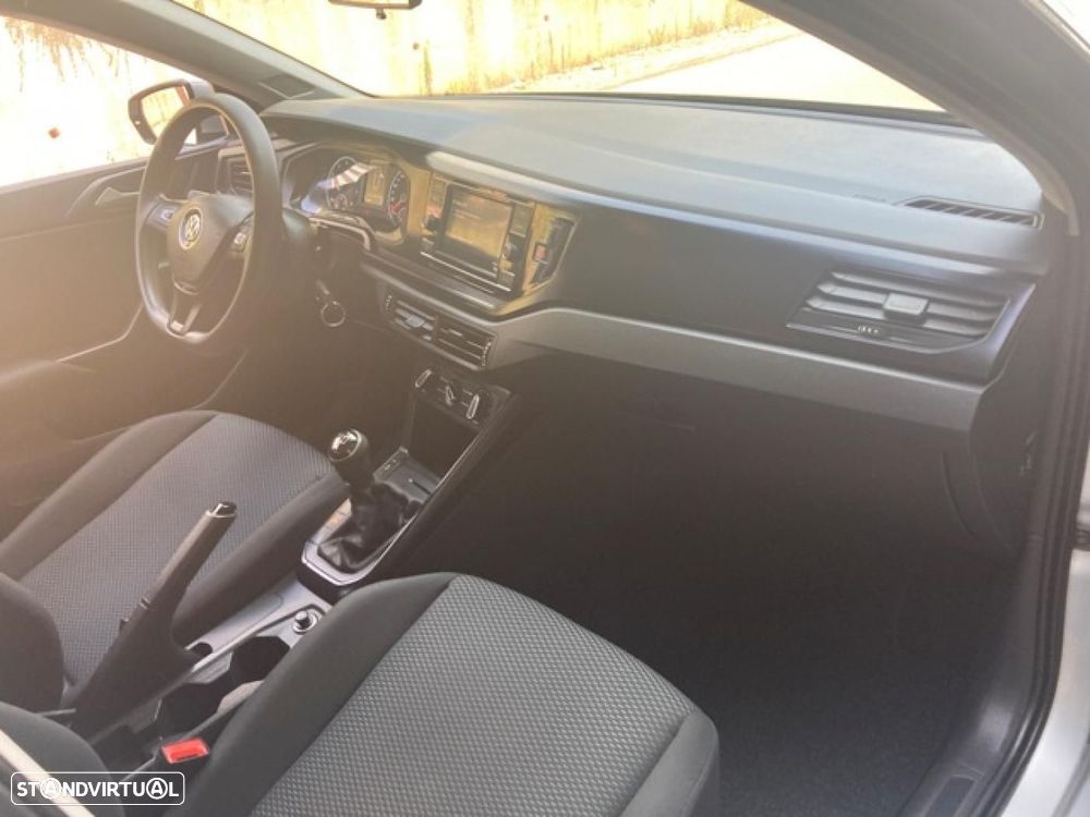 VW Polo 1.0 Trendline - 29