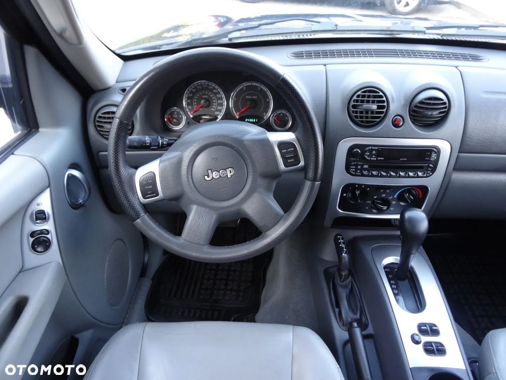 Jeep Cherokee 2.8 CRD Automatik Limited - 20