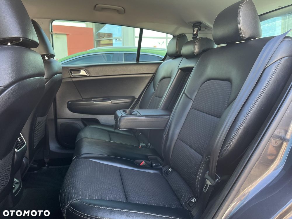 Kia Sportage 1.6 GDI L 2WD - 16