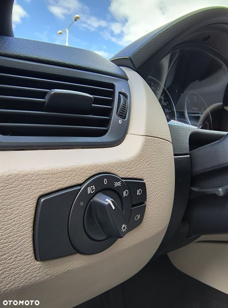 BMW X1 xDrive20d - 27