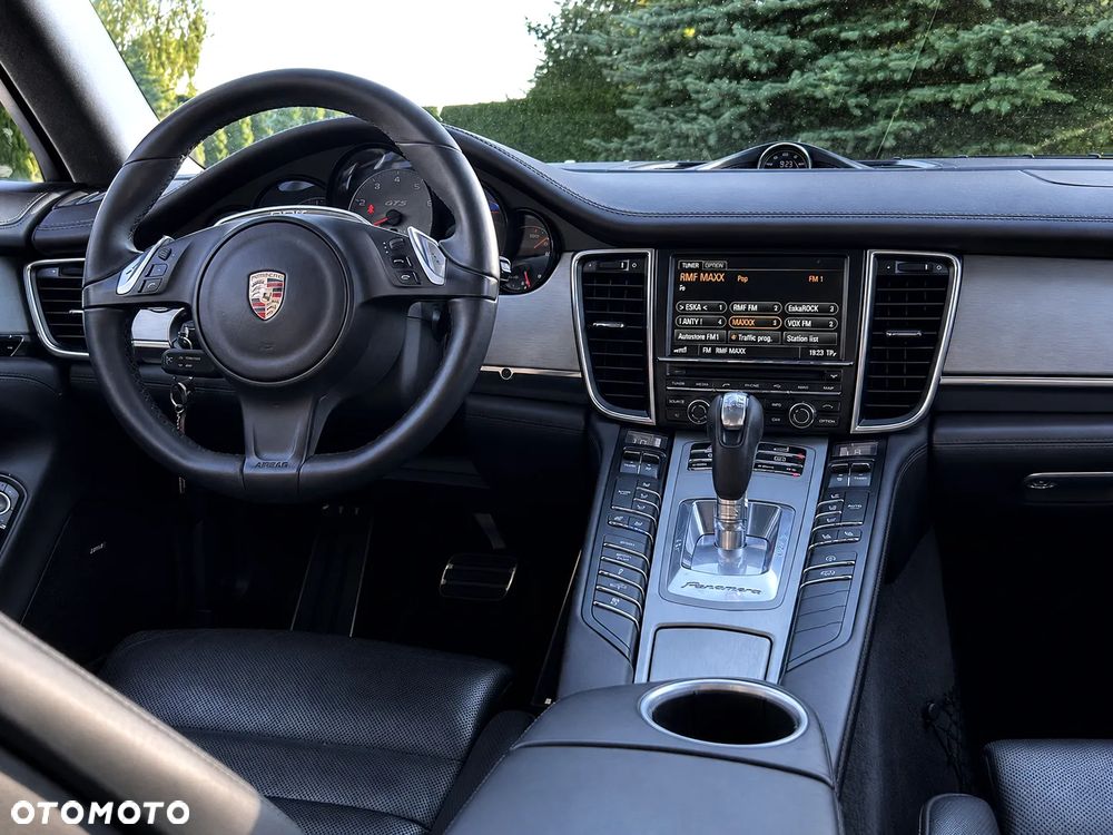 Porsche Panamera GTS - 15