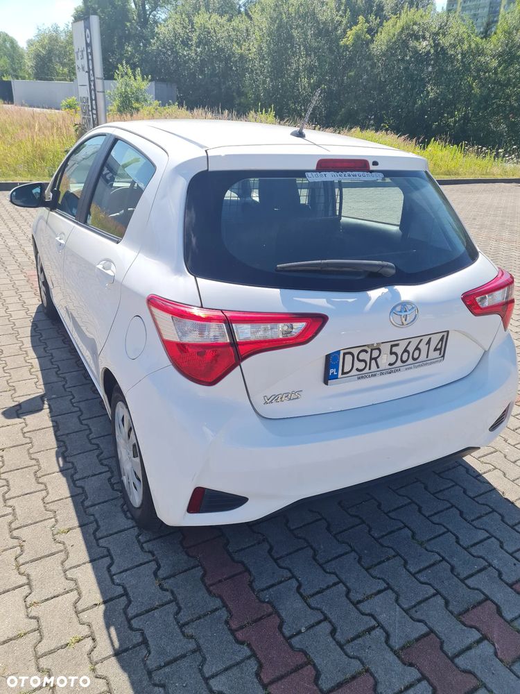 Toyota Yaris 1.0 Active EU6 - 4