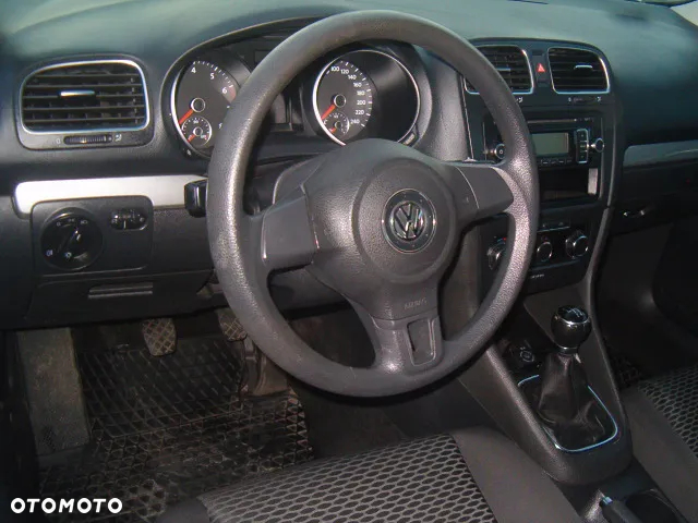 Volkswagen Golf - 19