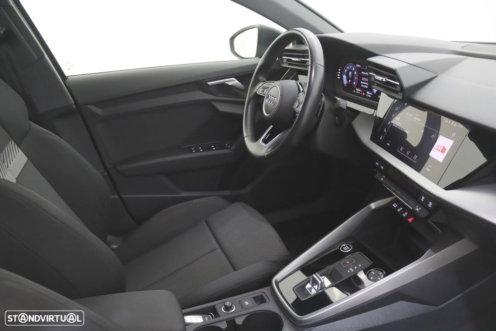 Audi A3 Sportback 30 TDI S line S tronic — fotografia 12