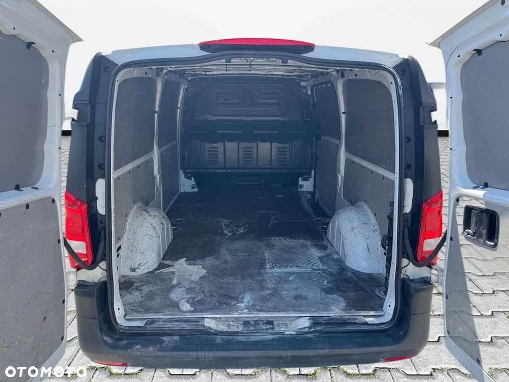 Mercedes-Benz Vito - 17