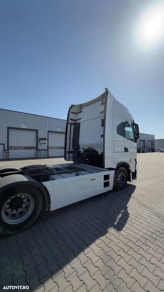 Iveco S-WAY - 4