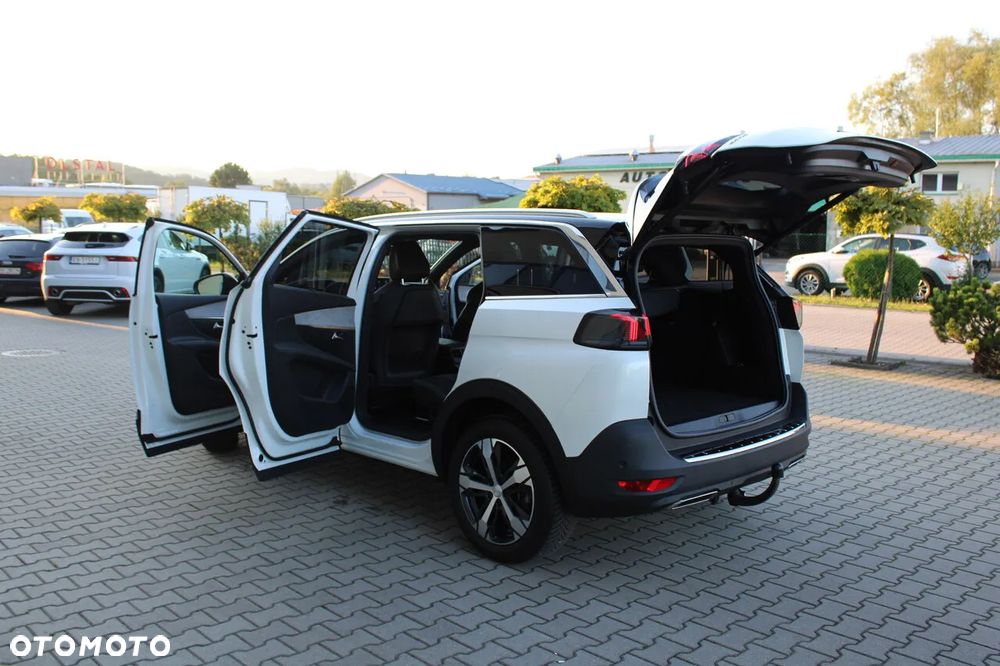 Peugeot 5008 PureTech 130 EAT8 Stop & Start GT - 19