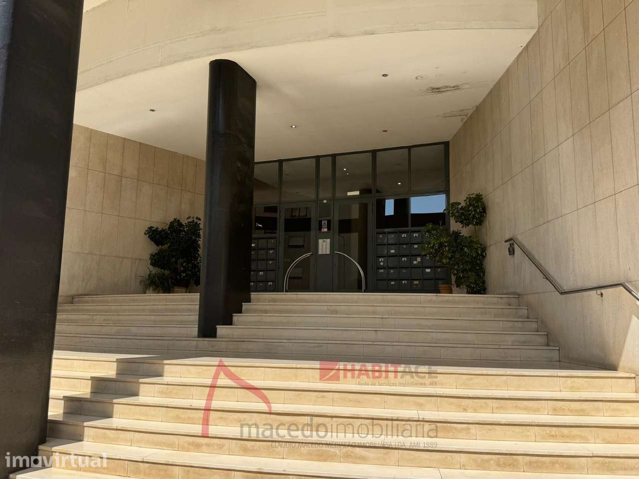 Apartamento T4 Mobilado para Arrendamento em São Vicente, Braga - Grande imagem: 3/28