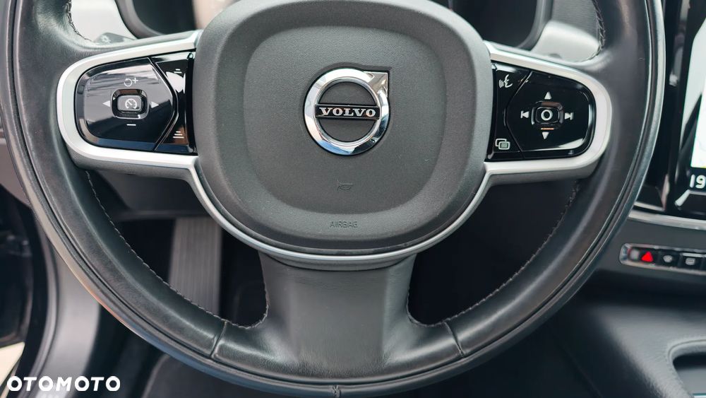 Volvo V90 D4 Geartronic Momentum Pro - 30
