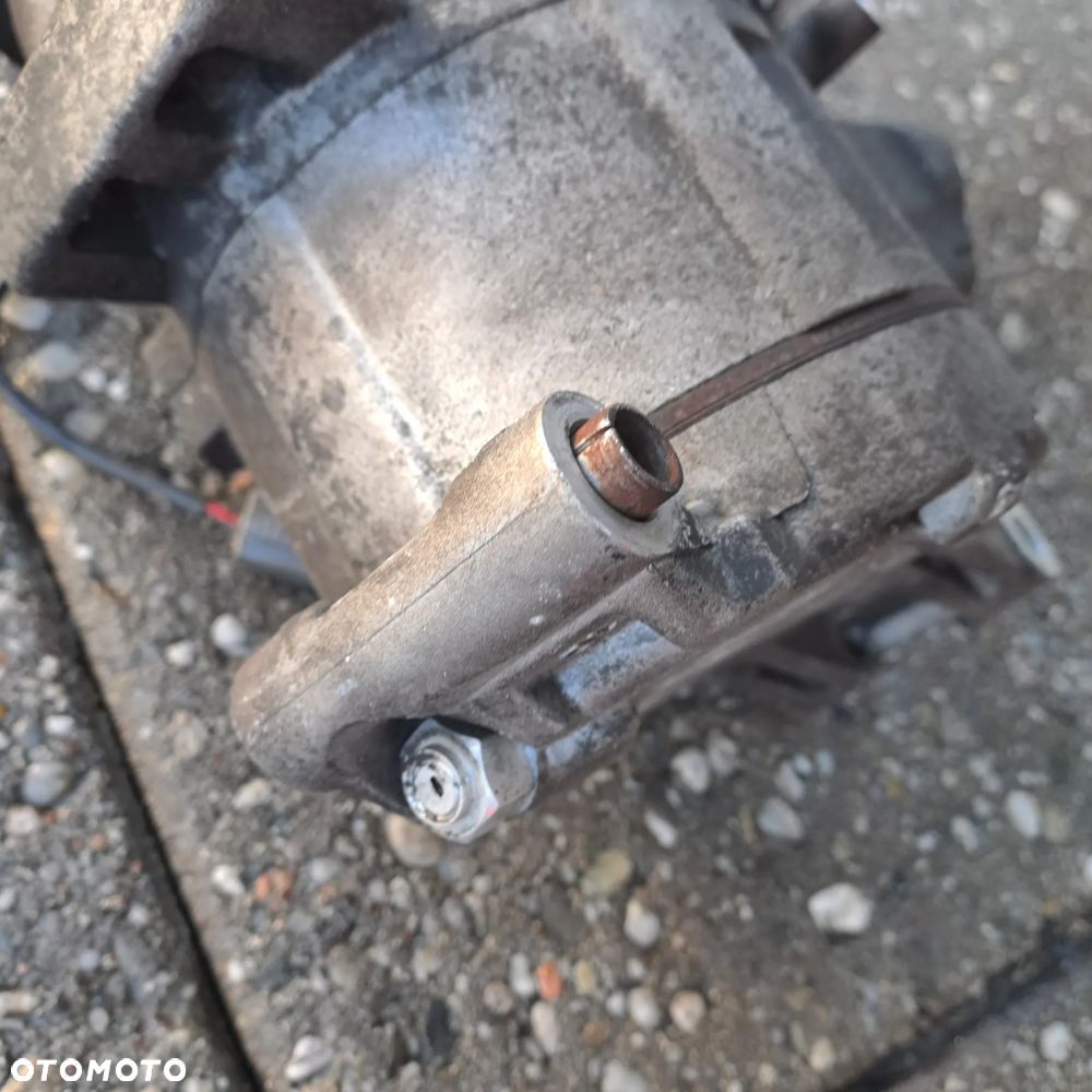 Mazda 5 II 2010r. CW 1.8MZR  kompresor klimatyzacji sprężarka HS-18N  F-500-RN8AA-06 - 11