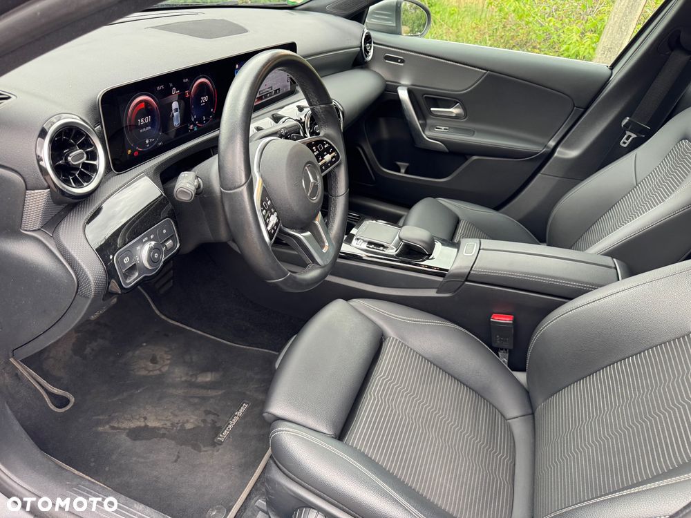 Mercedes-Benz Klasa A 220 7G-DCT AMG Line - 17