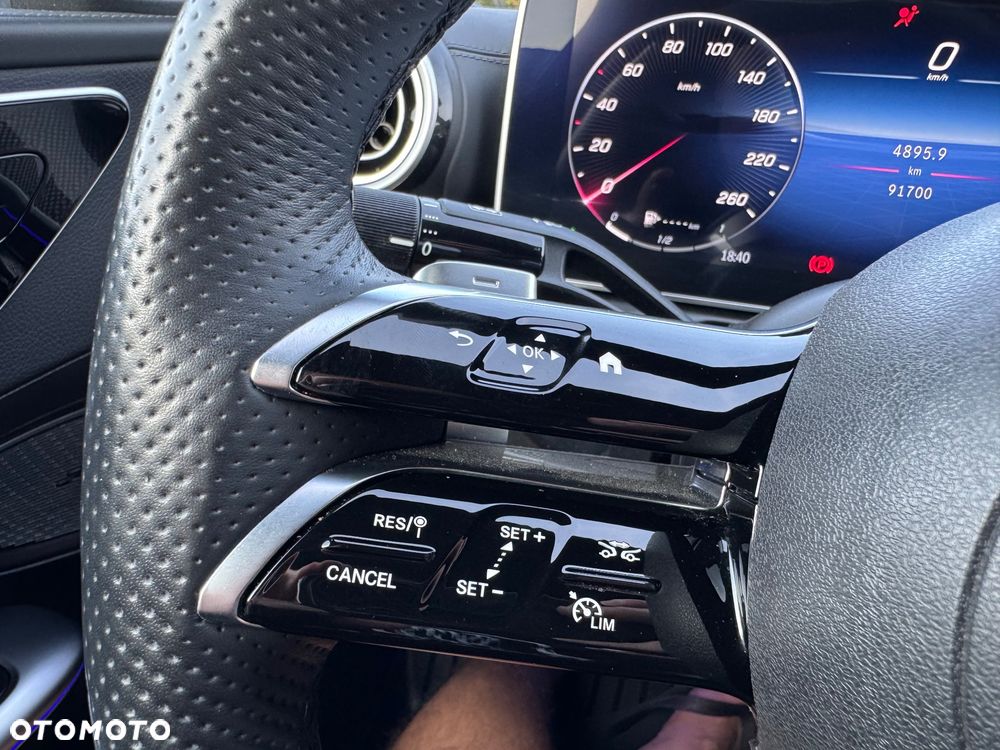 Mercedes-Benz Klasa C 220 d 4Matic 9G-TRONIC AMG Line - 39