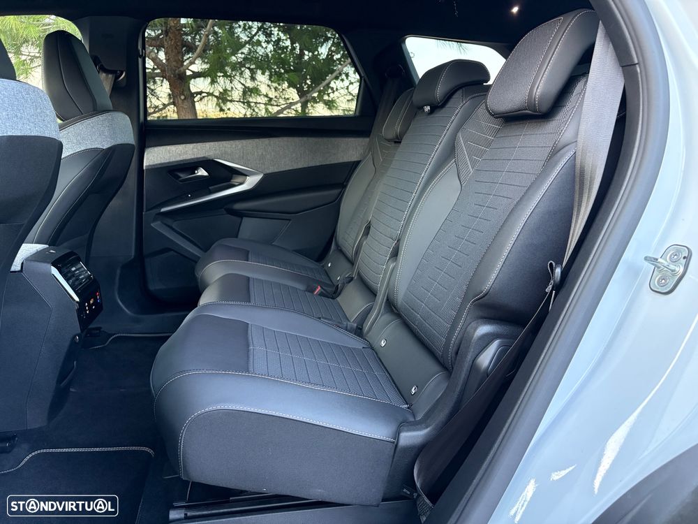 Peugeot 5008 1.2 Hybrid Allure e-DCS6 - 25