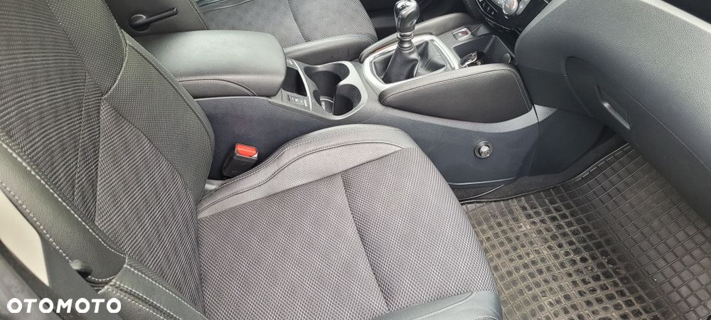 Nissan Qashqai - 9