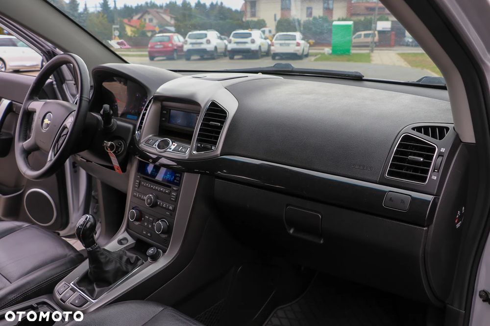 Chevrolet Captiva 2.2 D LS+ - 19