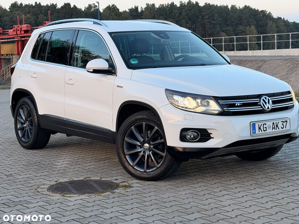 Volkswagen Tiguan 2.0 TDI 4Mot Perfectline R-Style DSG - 26