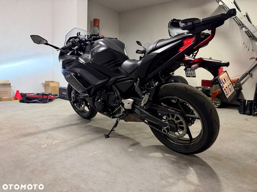 Kawasaki Ninja - 4