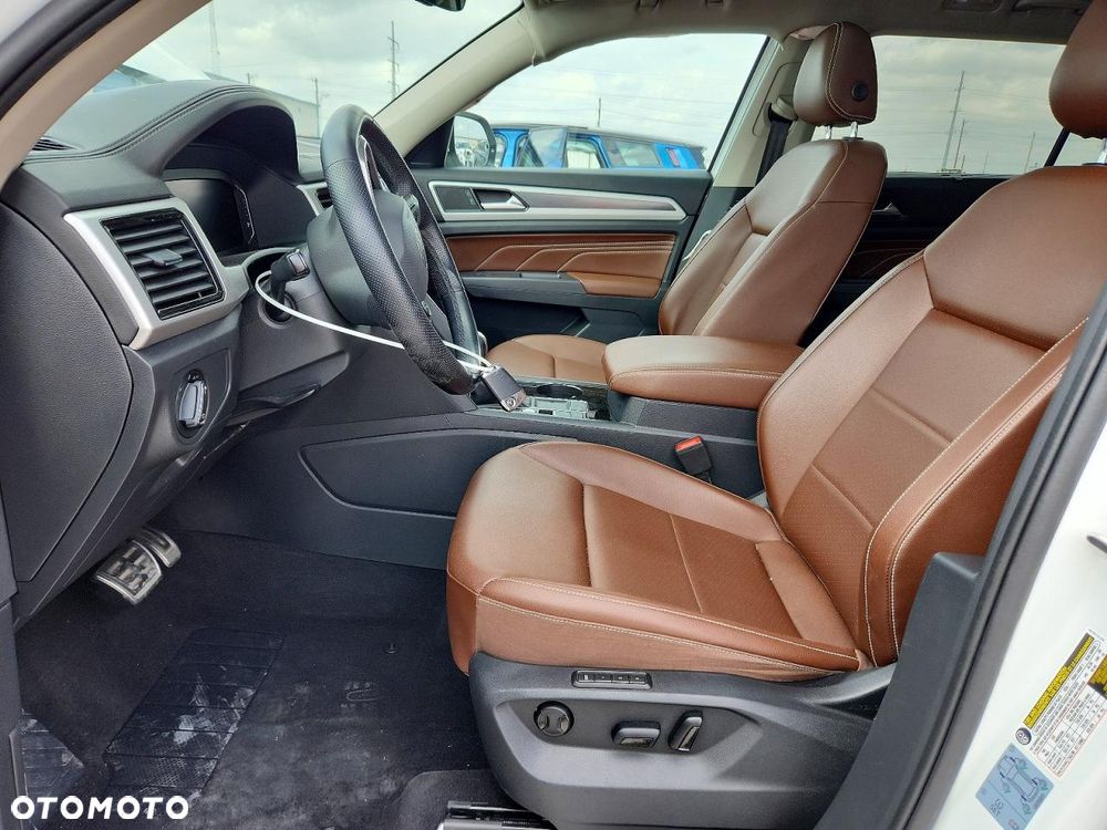 Volkswagen Atlas - 9