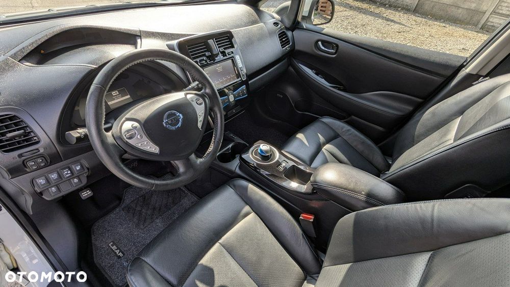 Nissan Leaf - 14