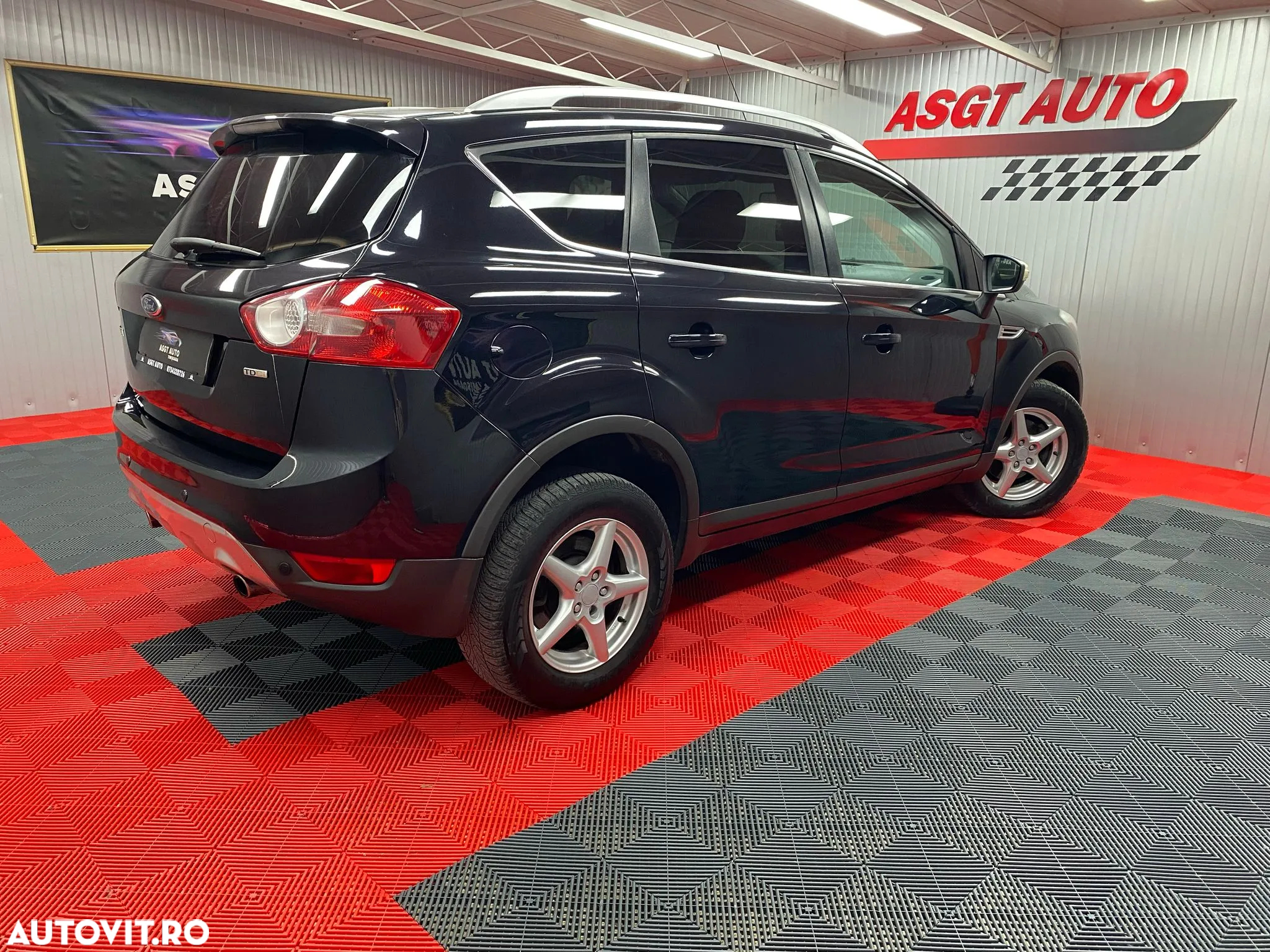 Ford Kuga - 7
