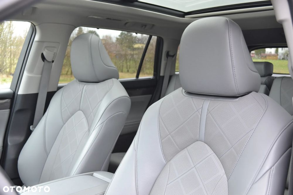 Toyota Highlander 2.5 Hybrid Executive - 15
