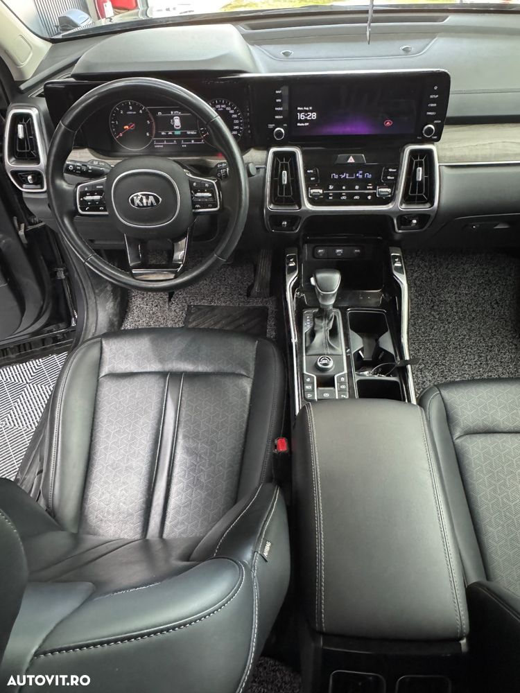 Kia Sorento - 5