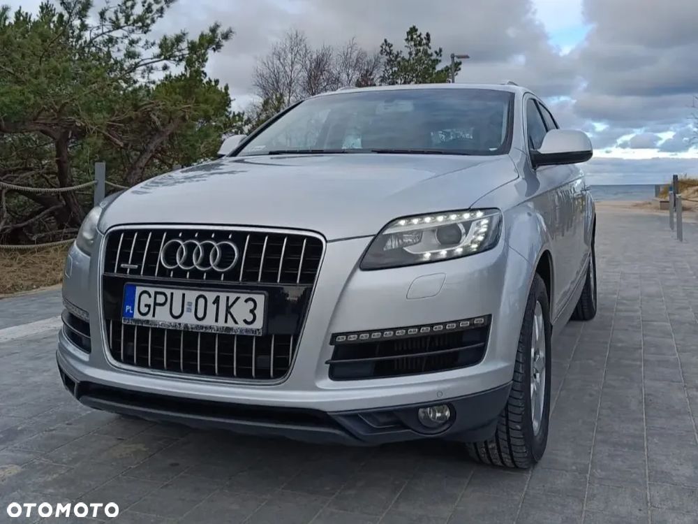 Audi Q7 - 1