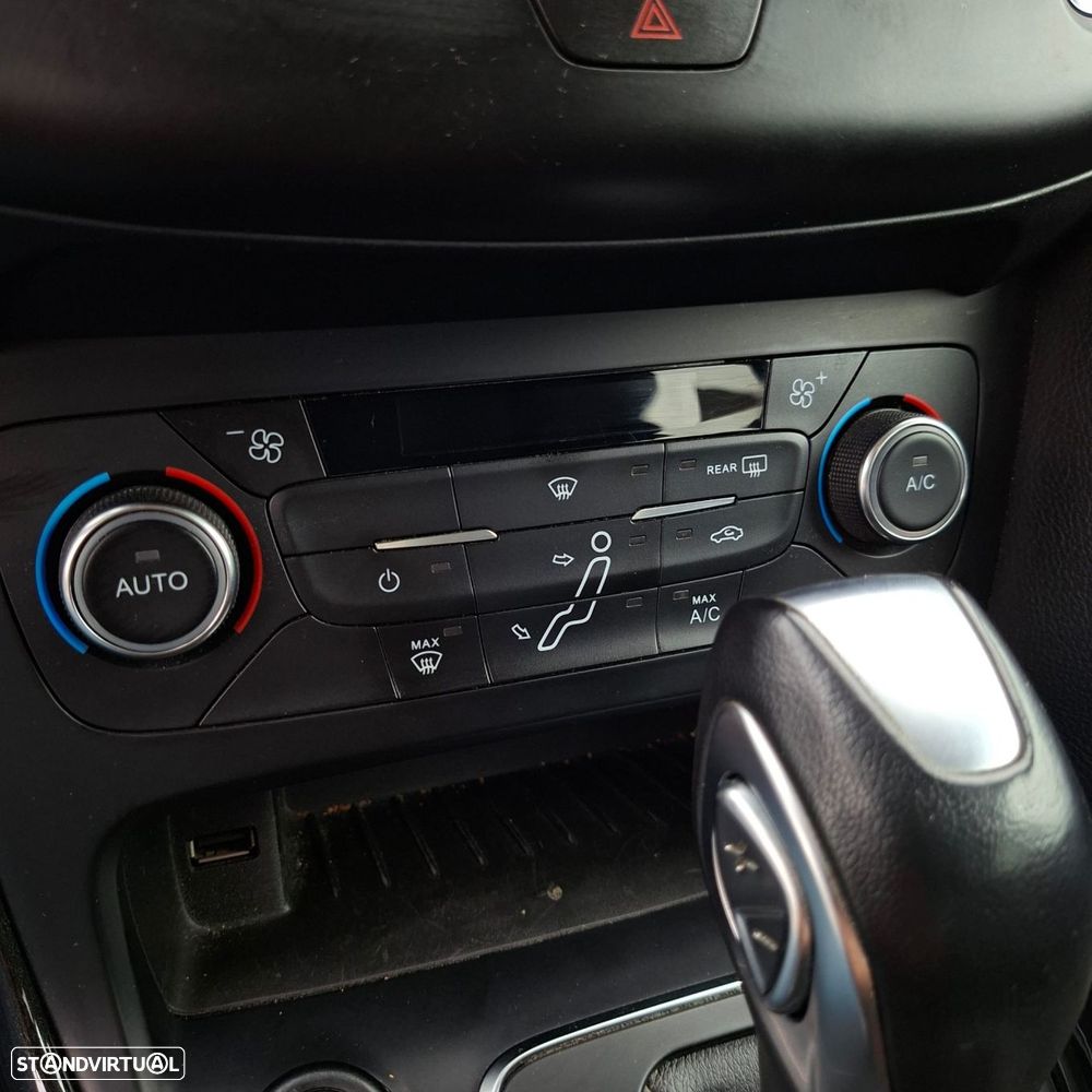 Ford Focus SW 1.5 TDCi Titanium DPS - 19