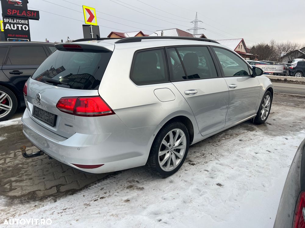 Volkswagen Golf Variant 1.6 TDI BlueMotion Technology DSG Lounge - 4