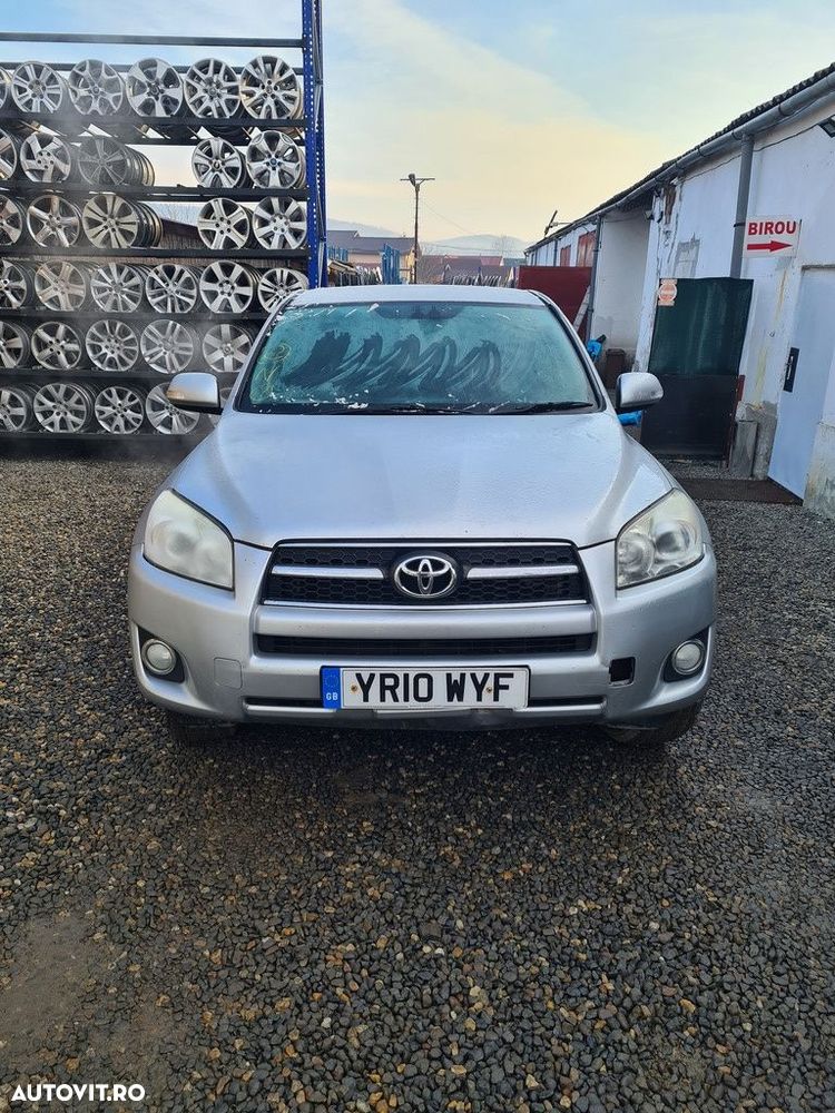 Motor Toyota RAV 4 III 2.2 D - 4D 2005 - 2009 150CP Manuala 2AD - FHV (861) Diesel 4x4 - 4