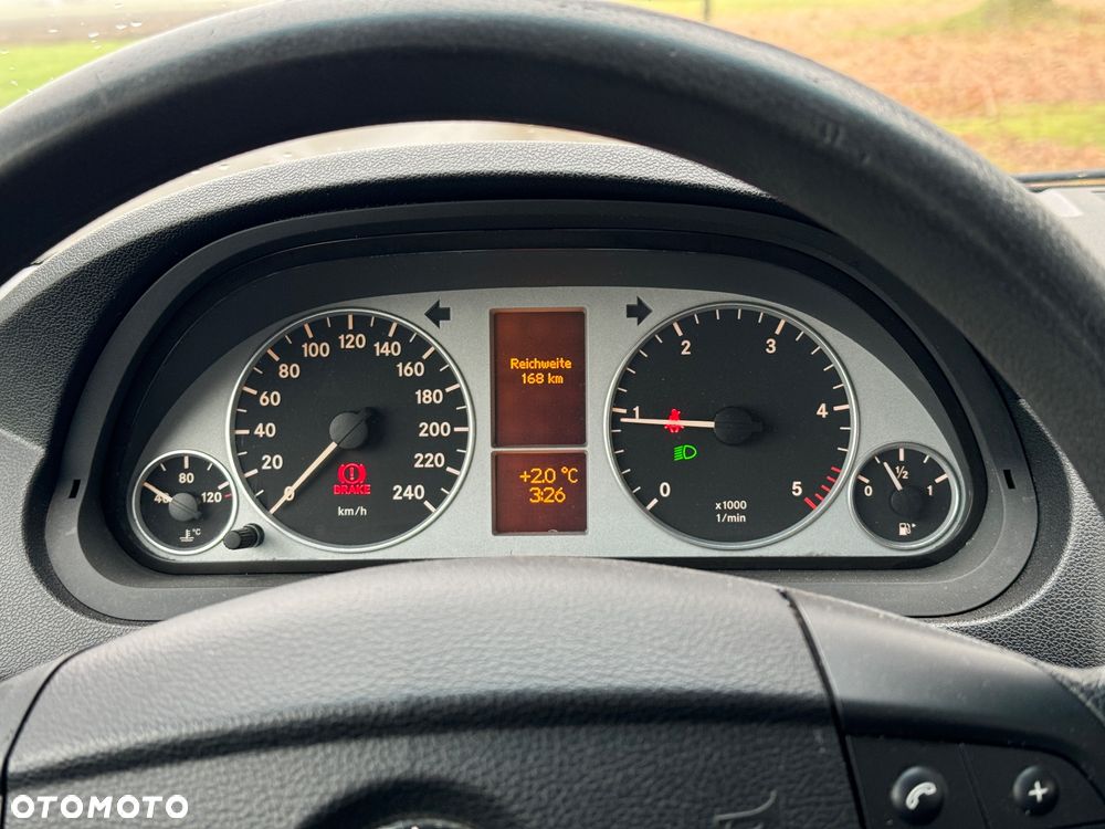 Mercedes-Benz Klasa B 180 CDI Special Edition - 19