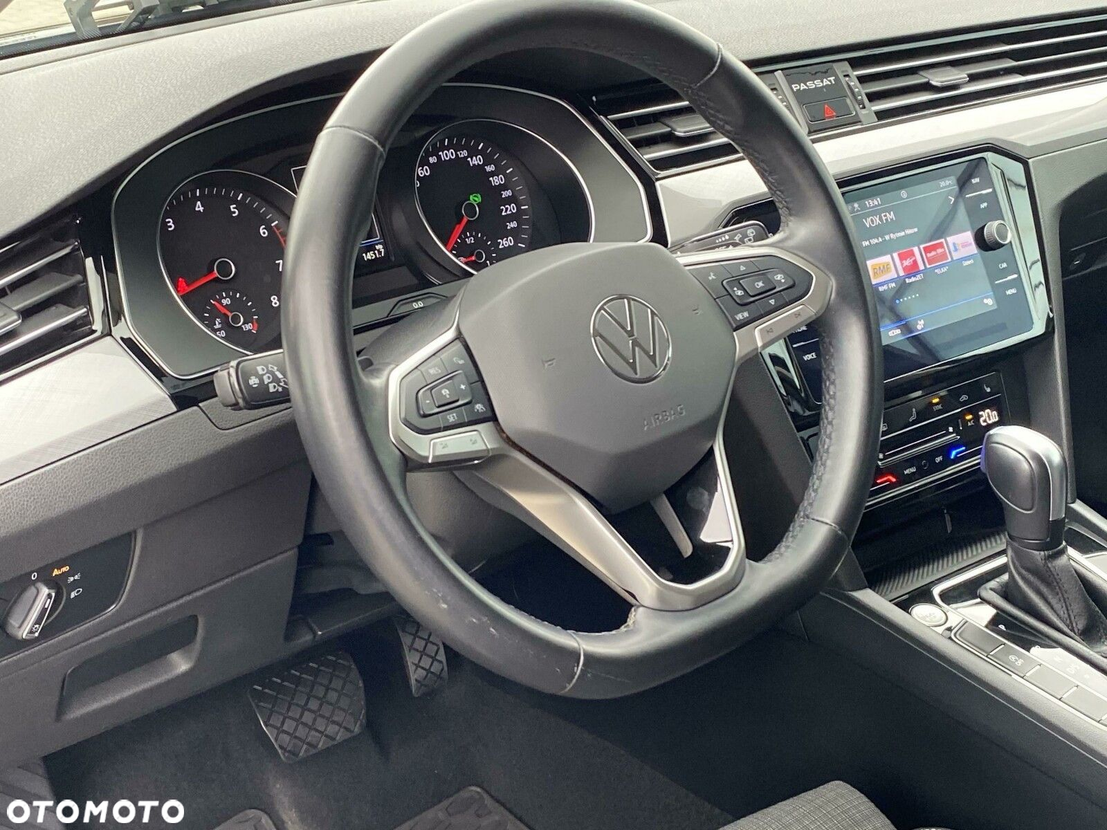 Volkswagen Passat 2.0 TSI Business DSG - 20
