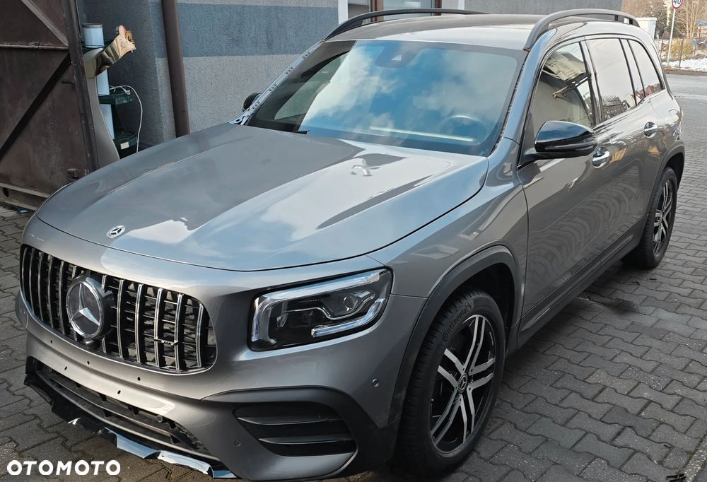 Mercedes-Benz GLB 250 8G-DCT AMG Line - 28