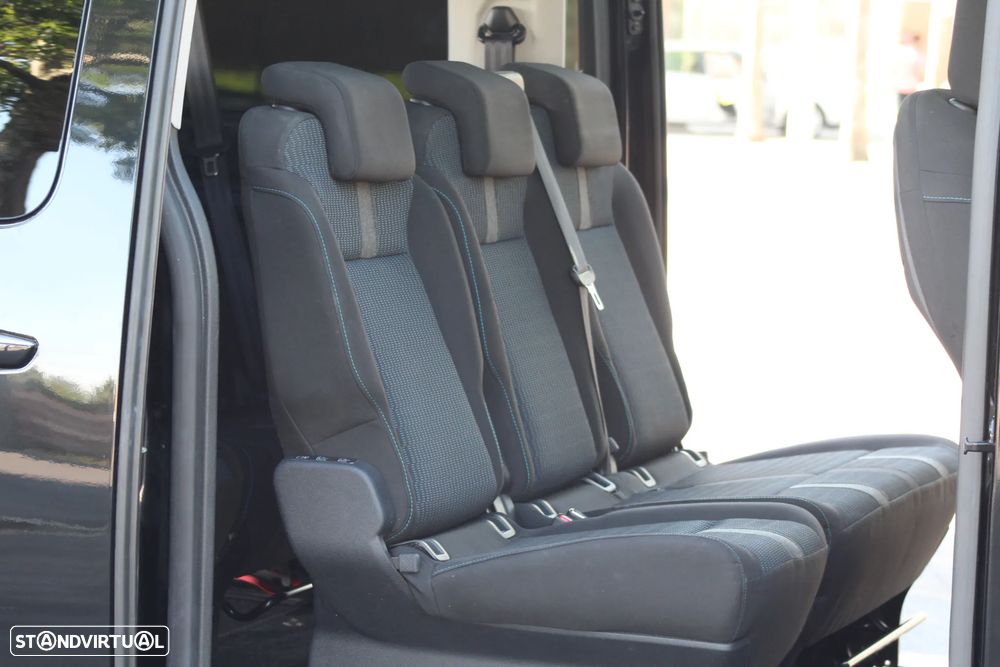 Peugeot Traveller 1.5 BlueHDi L2H1 Allure Standard - 22