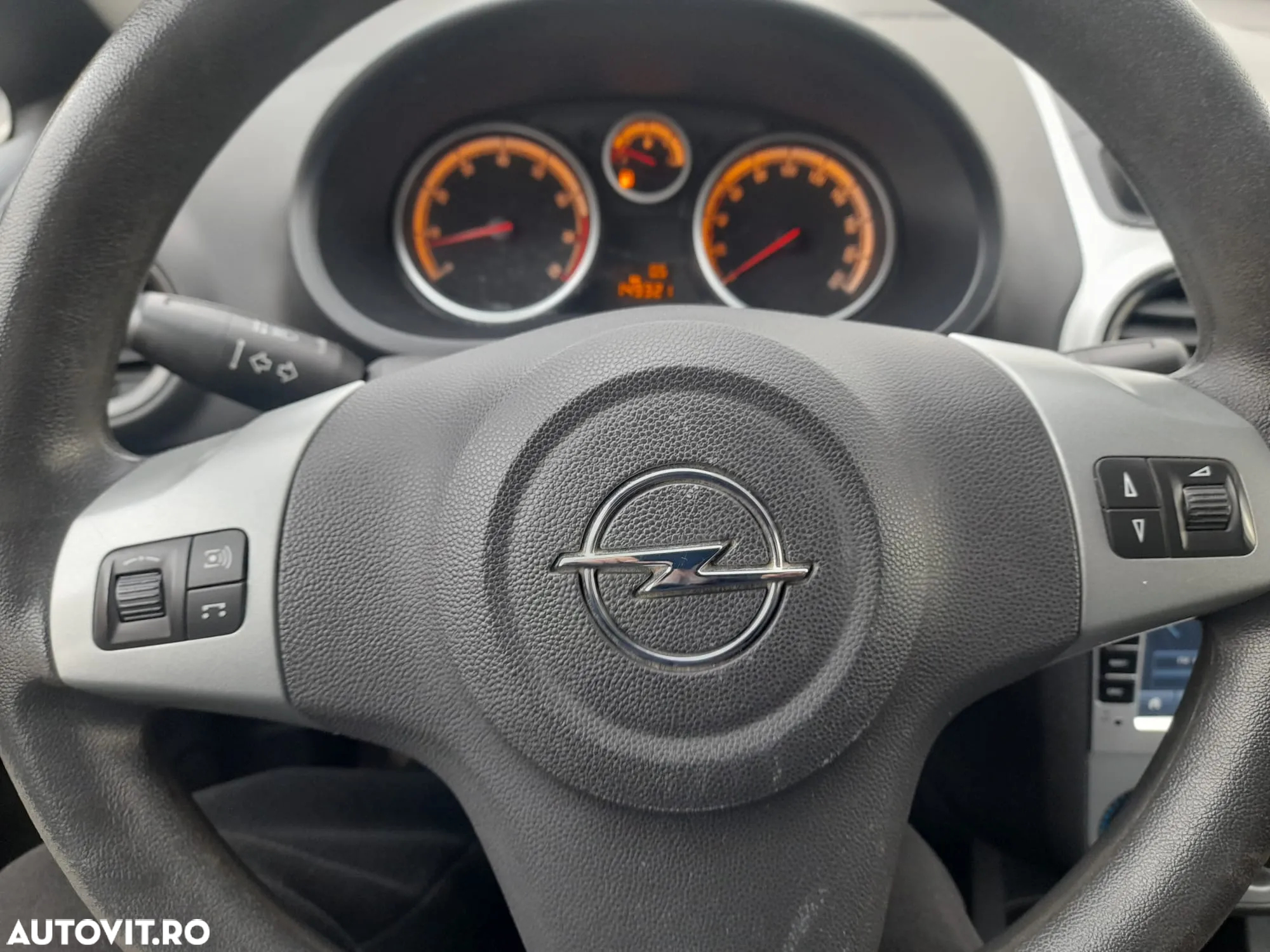 Opel Corsa 1.2 16V Catch me now - 15